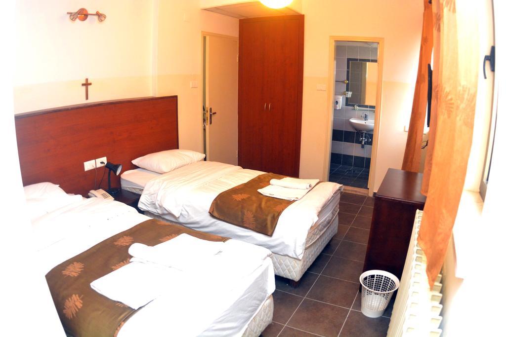 St Thomas Home'S Guesthouse - Kudüs Dış mekan fotoğraf