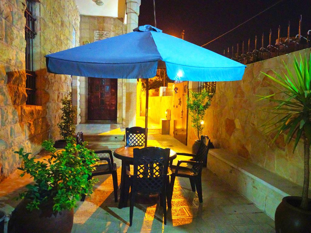 St Thomas Home'S Guesthouse - Kudüs Dış mekan fotoğraf